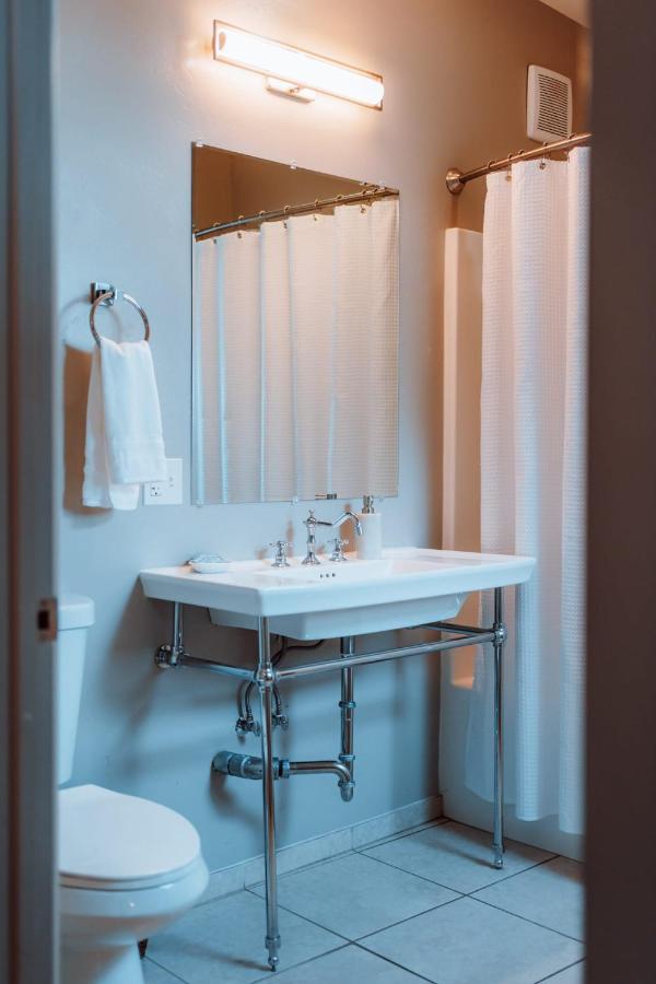 Swank House- Downtown Suite-Pet Friendly Ешленд Екстер'єр фото